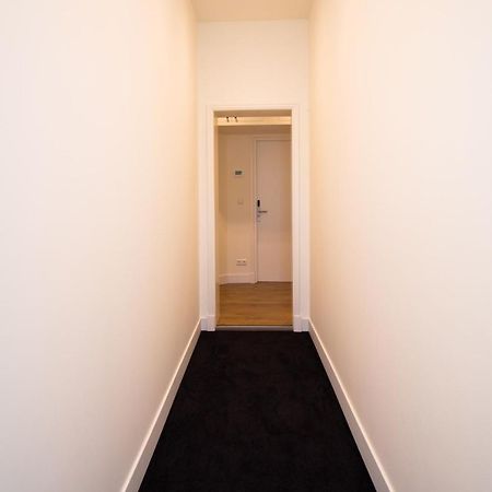 Escamp Apartments Хага Екстериор снимка