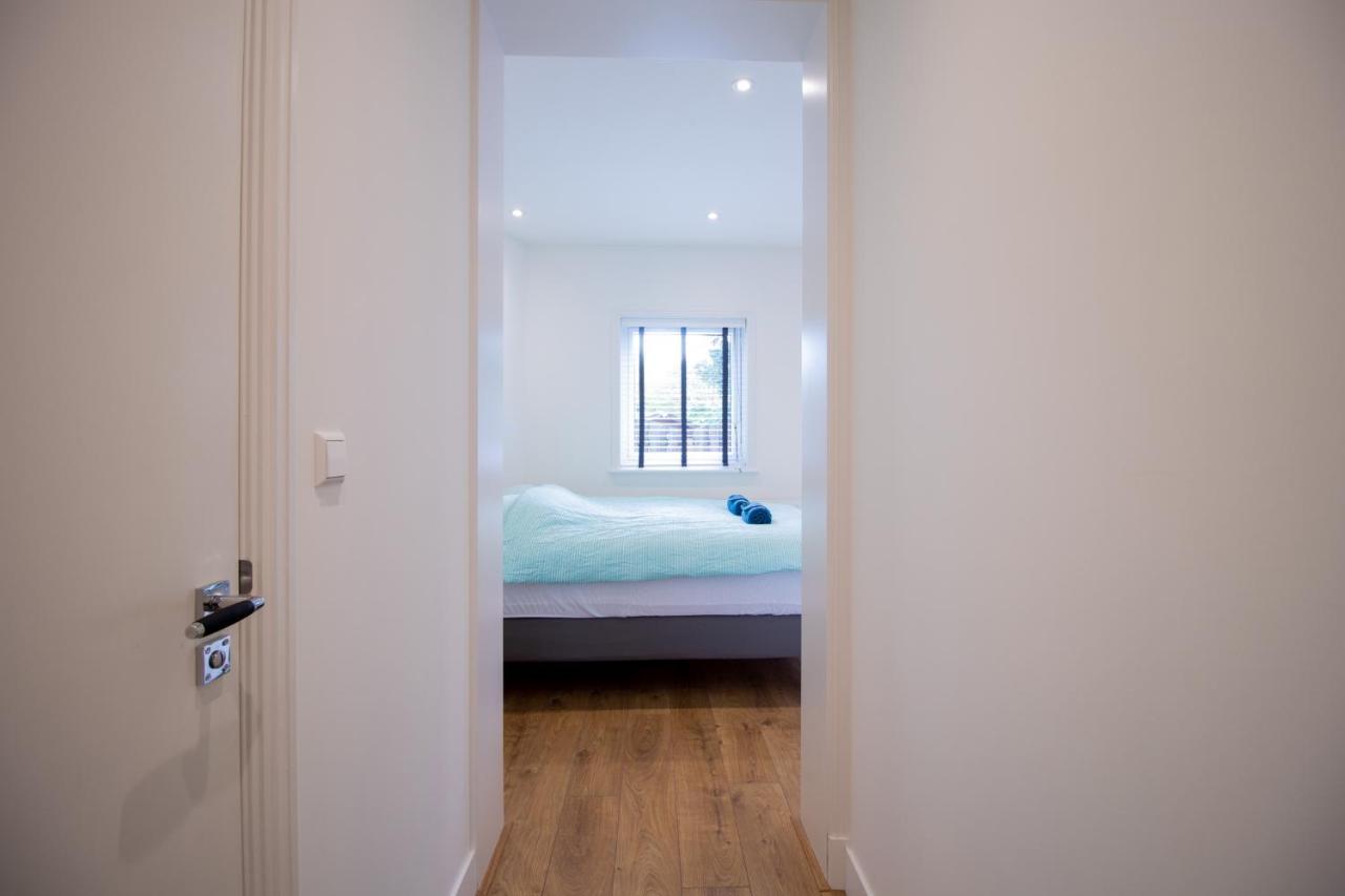 Escamp Apartments Хага Екстериор снимка