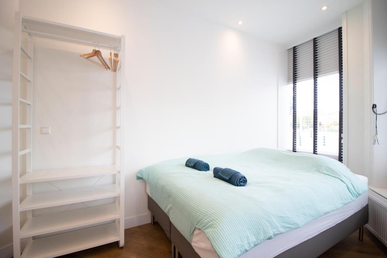 Escamp Apartments Хага Екстериор снимка
